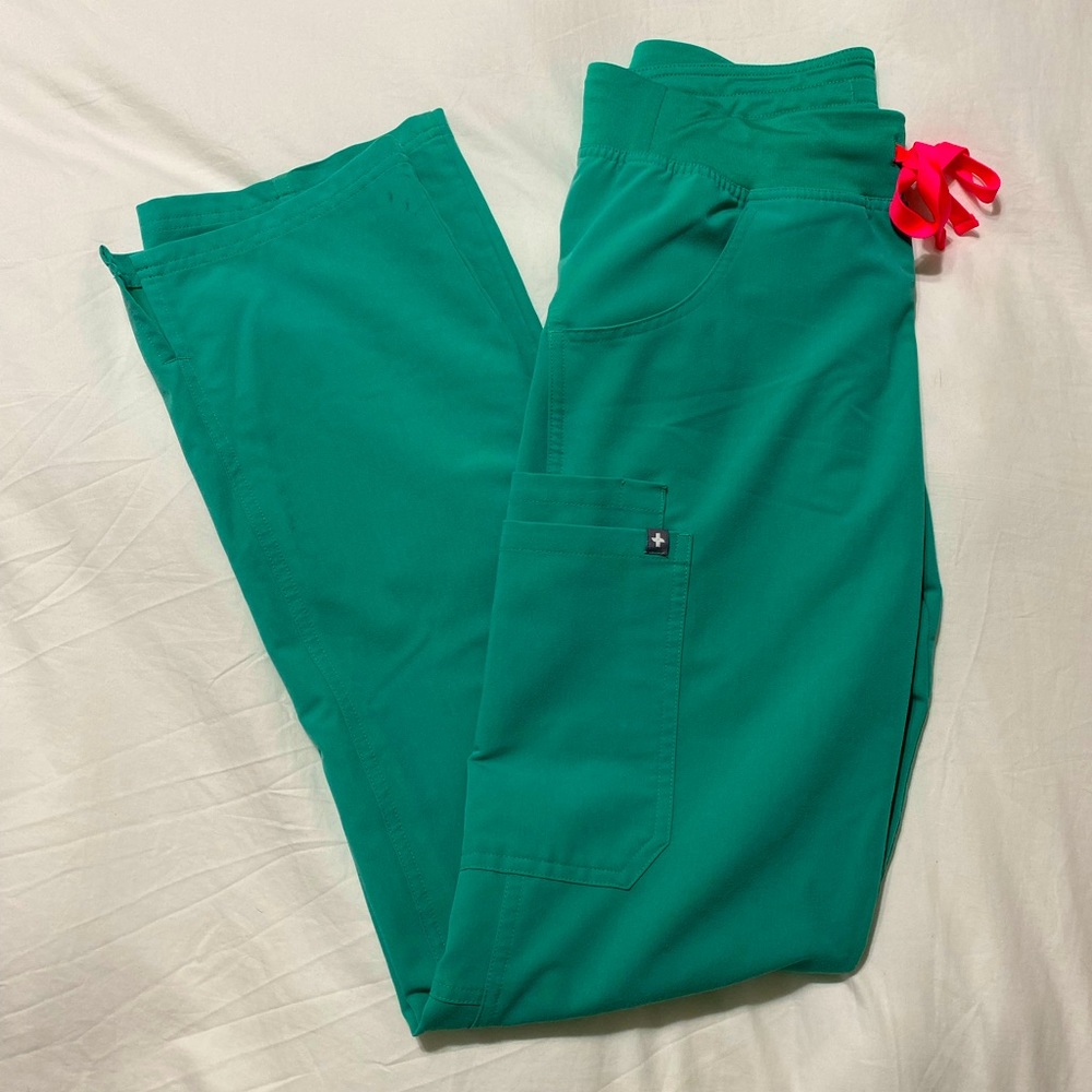 FIGS Kade™ Cargo Scrub Pants